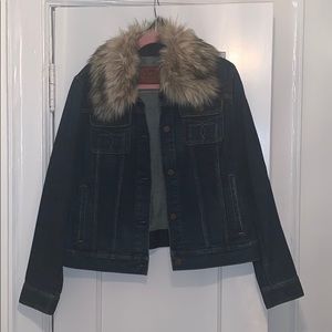 Denim Jacket w/ Detachable Faux Fur Color
